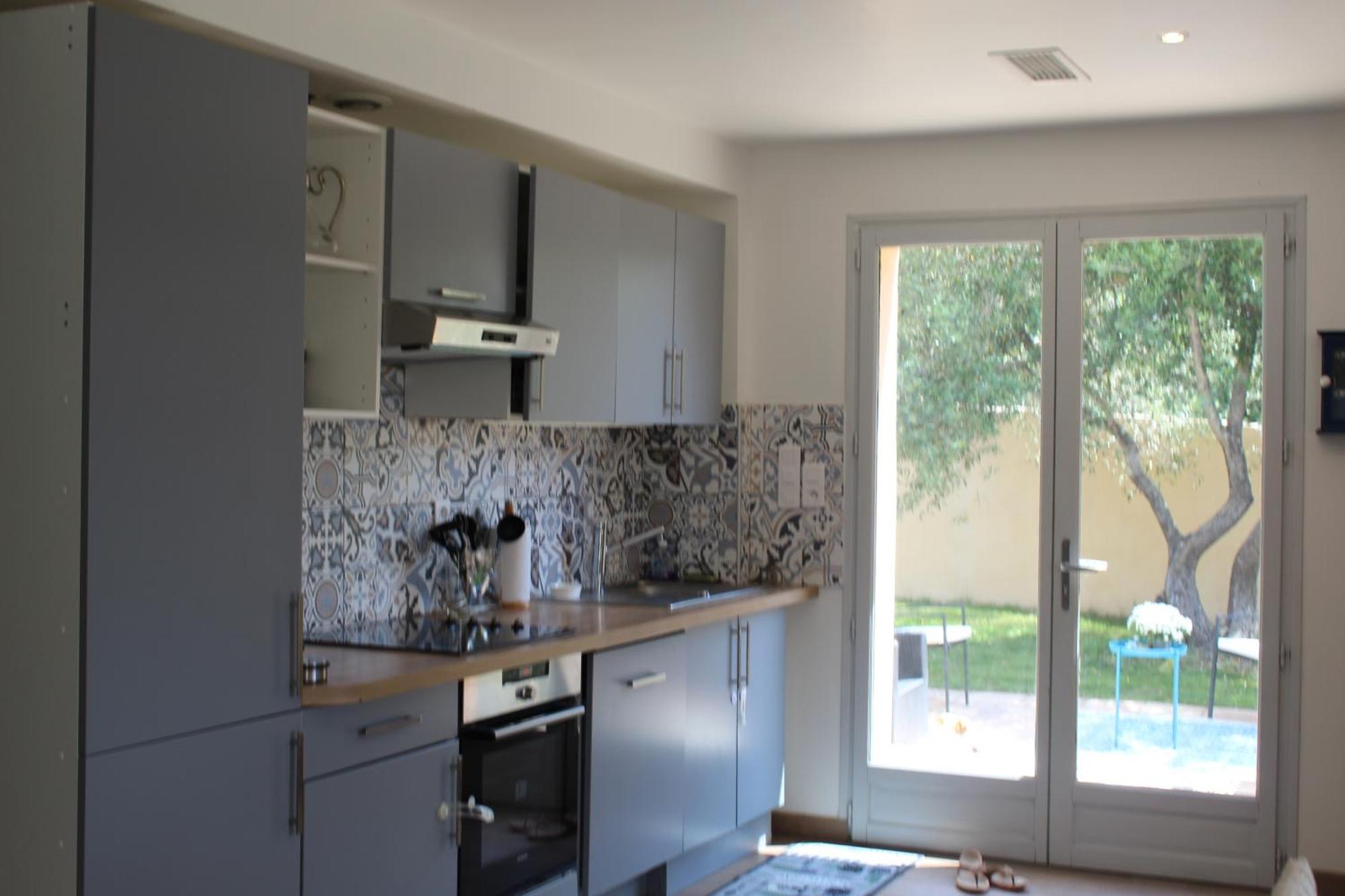 Villa Pierre Blanche Le Calme A 5Mn Du Centre Ville Nimes Ngoại thất bức ảnh