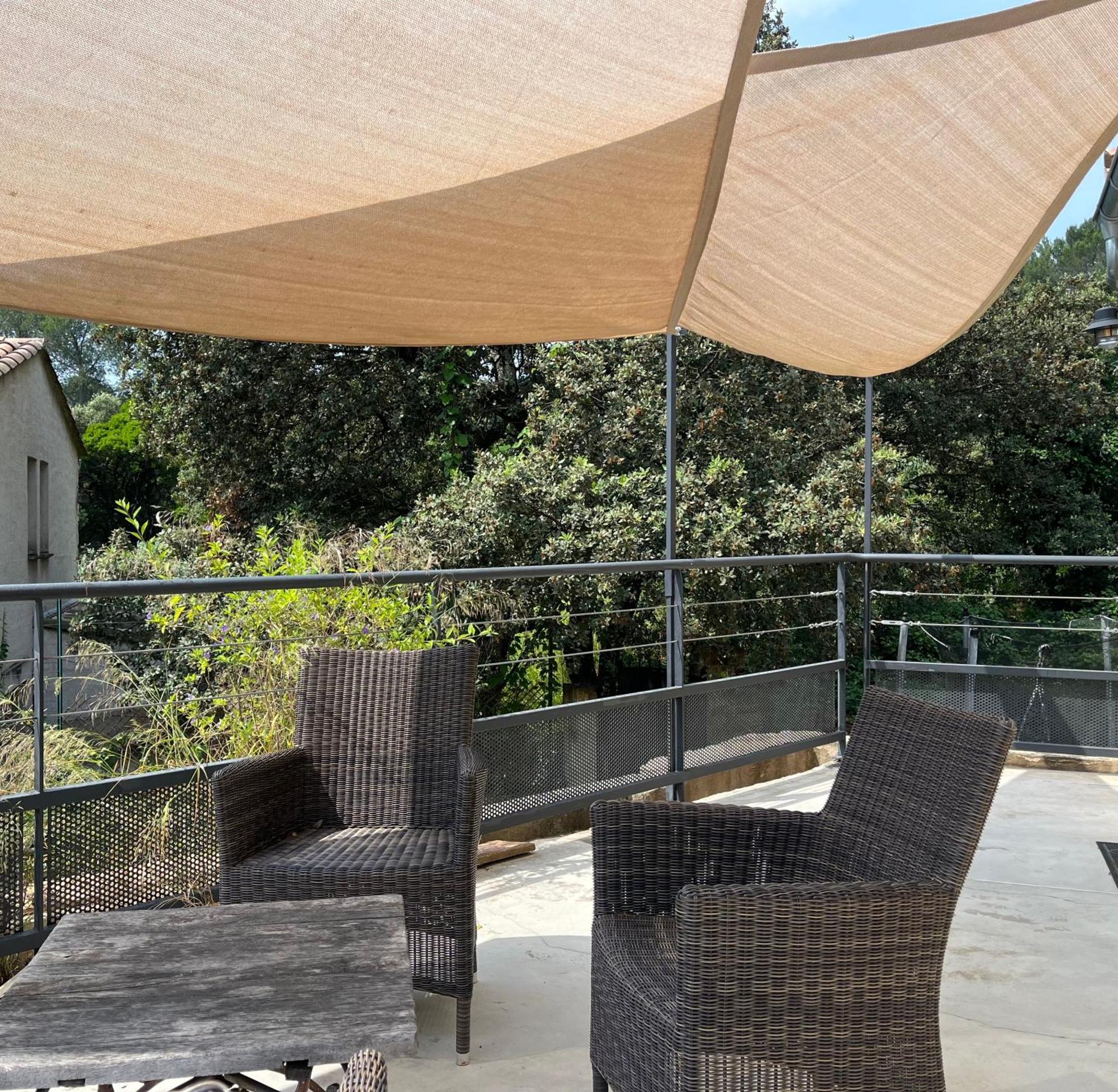 Villa Pierre Blanche Le Calme A 5Mn Du Centre Ville Nimes Ngoại thất bức ảnh